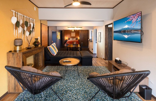 2 bedroom villa with jacuzzi