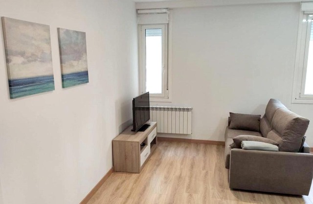 2 bedrooms appartement with wifi at Ourense