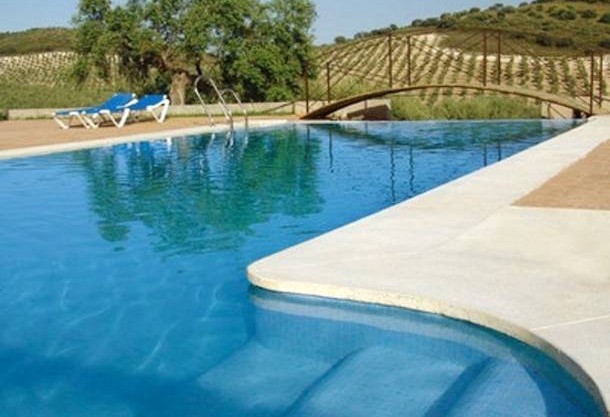 2 bedrooms house with shared pool and terrace at Estepa