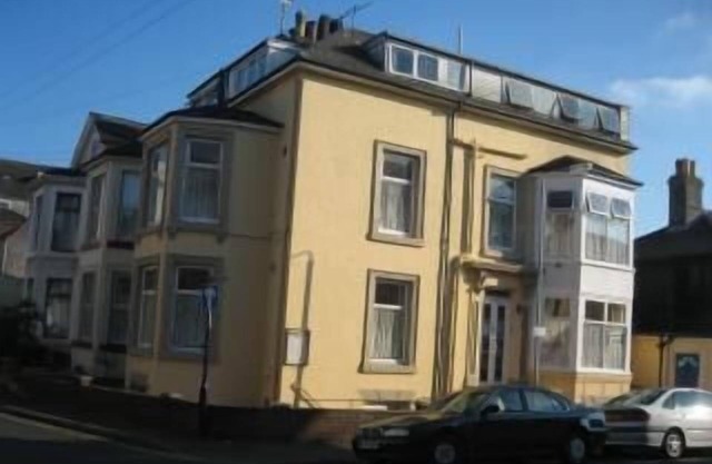 2 berth, ground floor flat, Apsley 2