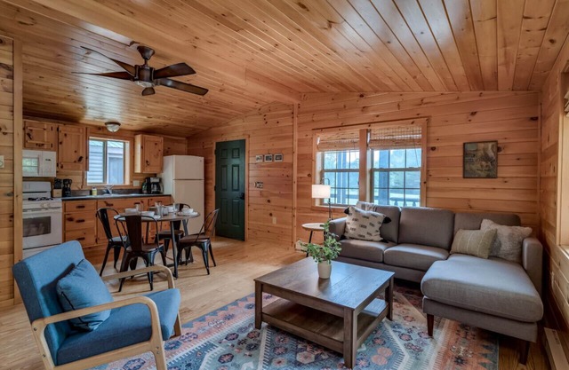 2 Cabins in the woods- Privacy and Nature