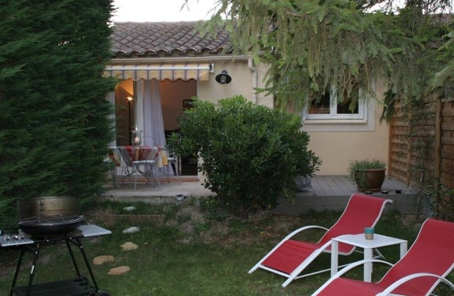 2 independent apartments on the ground floor