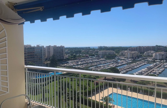 2 Pieces AU Calme Avec VUE MER