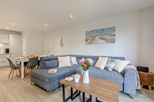 2 Putsborough - Luxury Apartment at Byron Woolacombe, only 4 minute walk to Woolacombe Beach!