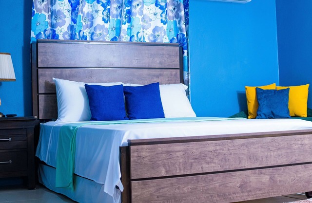 2 Queen Suites Fully Secure Community Fullly AC