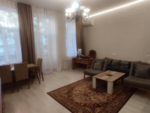 2 room apartment in the city center