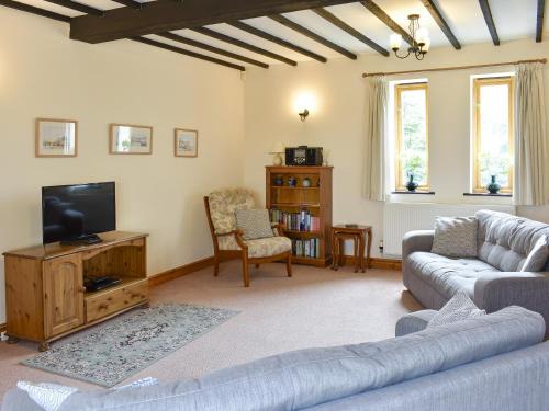 Yalbury Cottage 