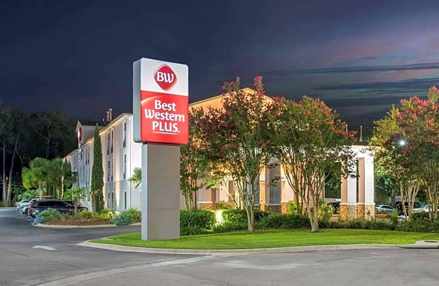 2-Star Hotel ∙ Best Western Plus Tallahassee North Hotel