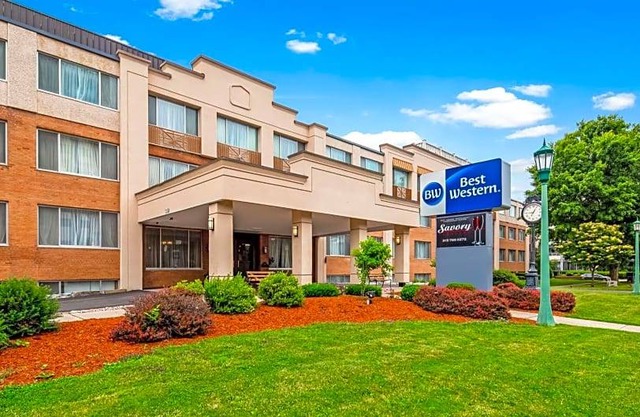 2-Star Hotel ∙ Best Western Watertown/Fort Drum