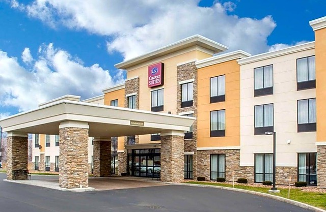 2-Star Hotel ∙ Comfort Suites Cicero - Syracuse North