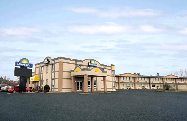 2-Star Hotel ∙ Days Inn by Wyndham Brockville