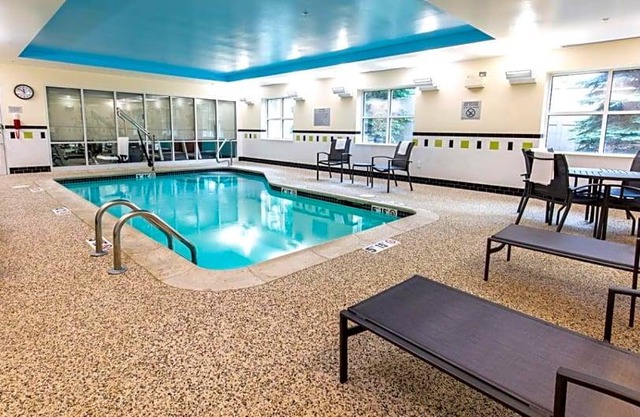 2-Star Hotel ∙ Fairfield Inn and Suites by Marriott Portsmouth Exeter