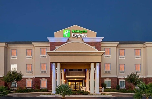 2-Star Hotel ∙ Holiday Inn Express San Angelo, an IHG Hotel