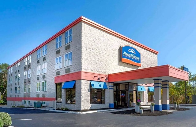 2-Star Hotel ∙ Howard Johnson by Wyndham Portsmouth