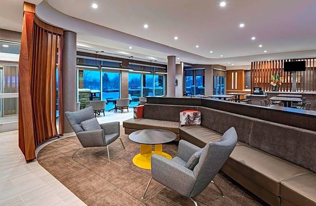 2-Star Hotel ∙ SpringHill Suites by Marriott Denver West/Golden