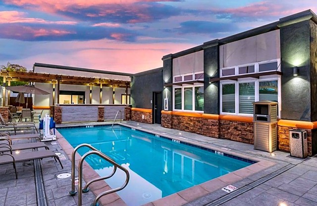 2-Star Hotel ∙ Best Western Inn Santa Clara