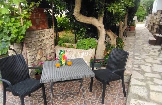 Terrace Pag 