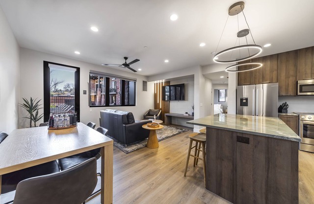 200 LaFave-Luxury Villa at Zion: Cathedral Mountain