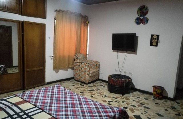 200 m² Private room ∙ 1 bedroom ∙ 3 guests