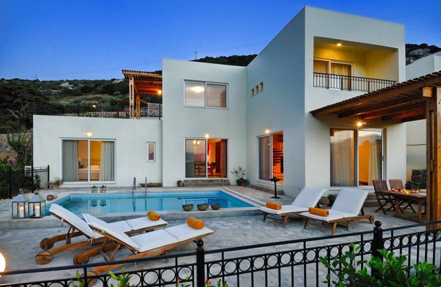 200 m² Villa ∙ 4 bedrooms ∙ 10 guests