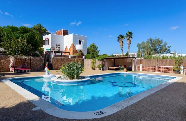 205 m² Villa ∙ 5 bedrooms ∙ 10 guests