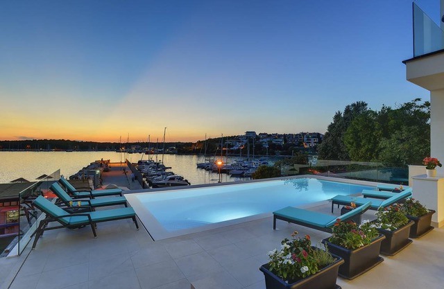 205 m² House ∙ 4 bedrooms ∙ 10 guests