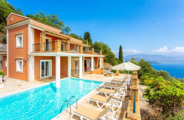 210 m² Villa ∙ 3 bedrooms ∙ 6 guests