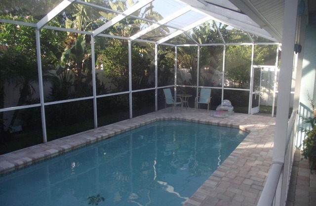 2163 W Vina Del Mar