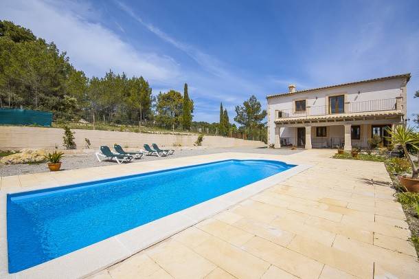 220 m² House ∙ 3 bedrooms ∙ 6 guests