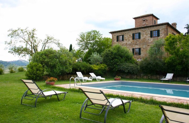 220 m² Villa ∙ 7 bedrooms ∙ 14 guests