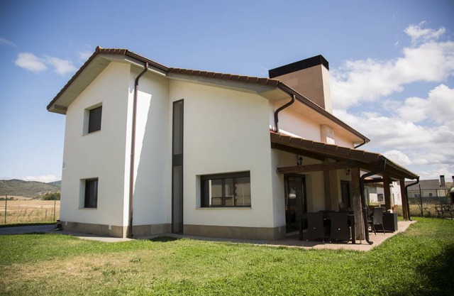 225 m² Cottage ∙ 4 bedrooms ∙ 11 guests