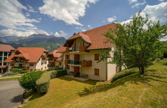 225 m² Apartment ∙ 3 bedrooms ∙ 6 guests