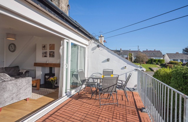 23 Cae Du - Two Bedroom House, Sleeps 5
