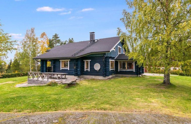 240 m² House ∙ 6 bedrooms ∙ 17 guests