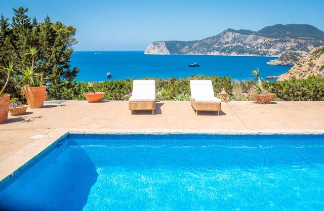 250 m² Villa ∙ 2 bedrooms ∙ 2 guests