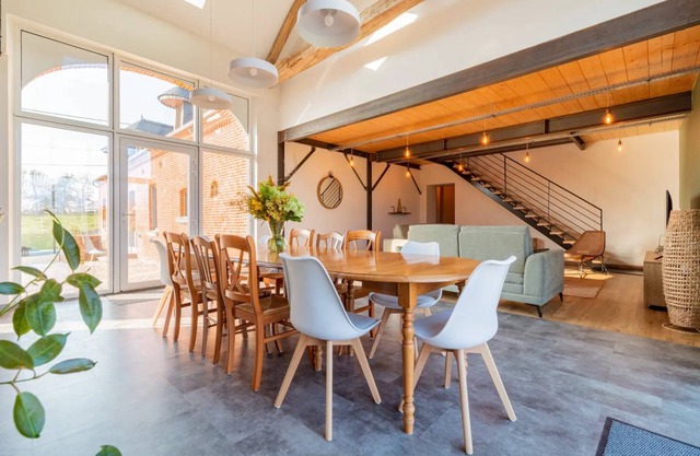 250 m² House ∙ 4 bedrooms ∙ 11 guests