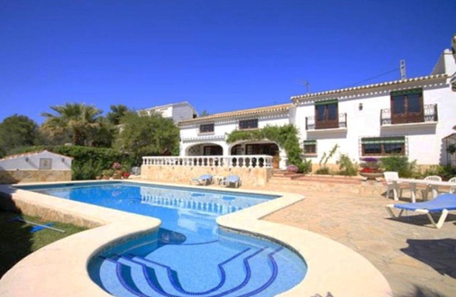 250 m² House ∙ 4 bedrooms ∙ 8 guests