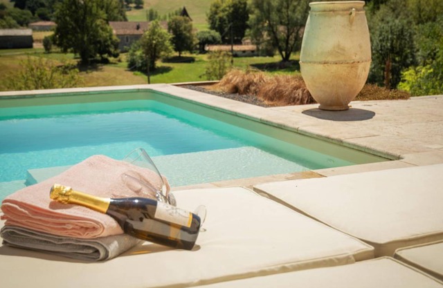 250 m² Villa ∙ 2 bedrooms ∙ 4 guests