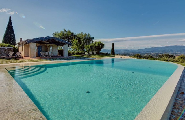 250 m² Villa ∙ 4 bedrooms ∙ 8 guests