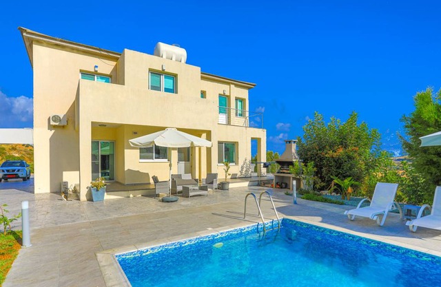 250 m² Villa ∙ 4 bedrooms ∙ 7 guests