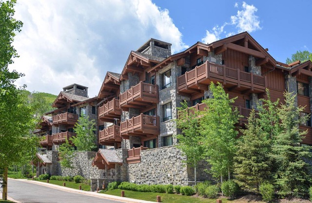 253 m² Condo ∙ 4 bedrooms ∙ 8 guests