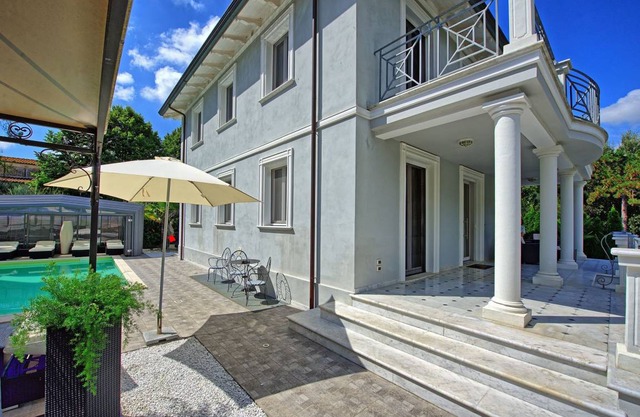 270 m² Villa ∙ 4 bedrooms ∙ 8 guests