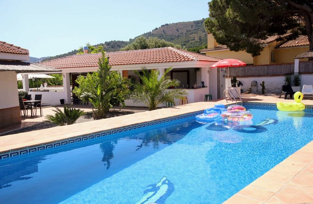 280 m² Villa ∙ 4 bedrooms ∙ 12 guests