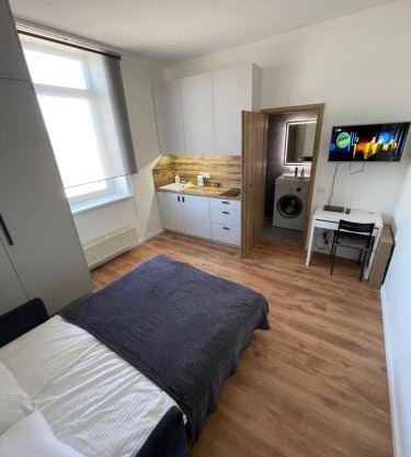 29 Airport Apartment