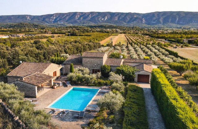 290 m² House ∙ 4 bedrooms ∙ 10 guests