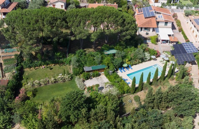 290 m² Villa ∙ 8 bedrooms ∙ 17 guests