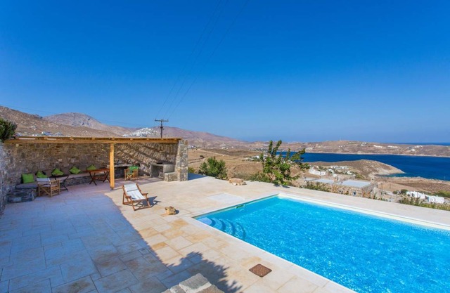 290 m² Villa ∙ 6 bedrooms ∙ 11 guests