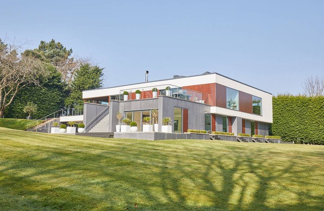 294 m² House ∙ 8 bedrooms ∙ 16 guests