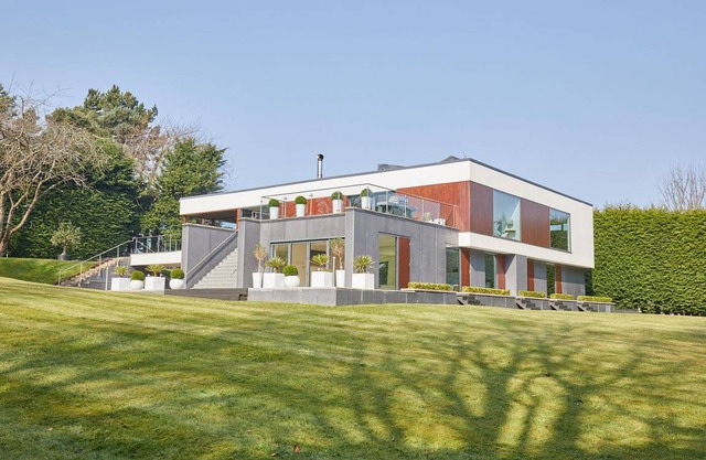 294 m² House ∙ 8 bedrooms ∙ 16 guests