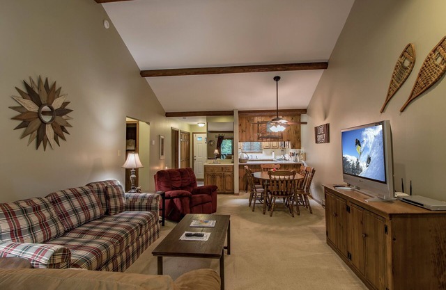 2B Condo w/Access to Clubhouse and Slopes!